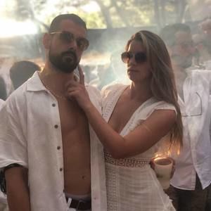 Meet your Posher, Dennis